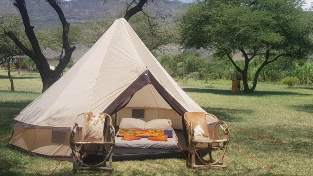 Mtowabaga Lake Natron Maasai Giraffe Eco Lodge And Camping מראה חיצוני תמונה