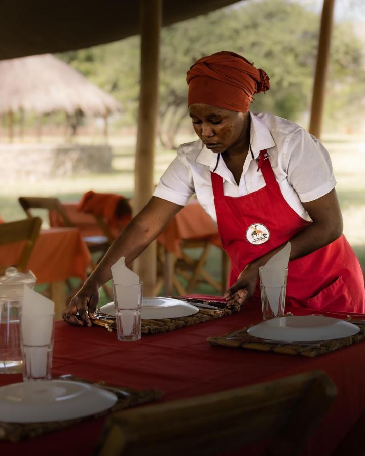 Mtowabaga Lake Natron Maasai Giraffe Eco Lodge And Camping מראה חיצוני תמונה