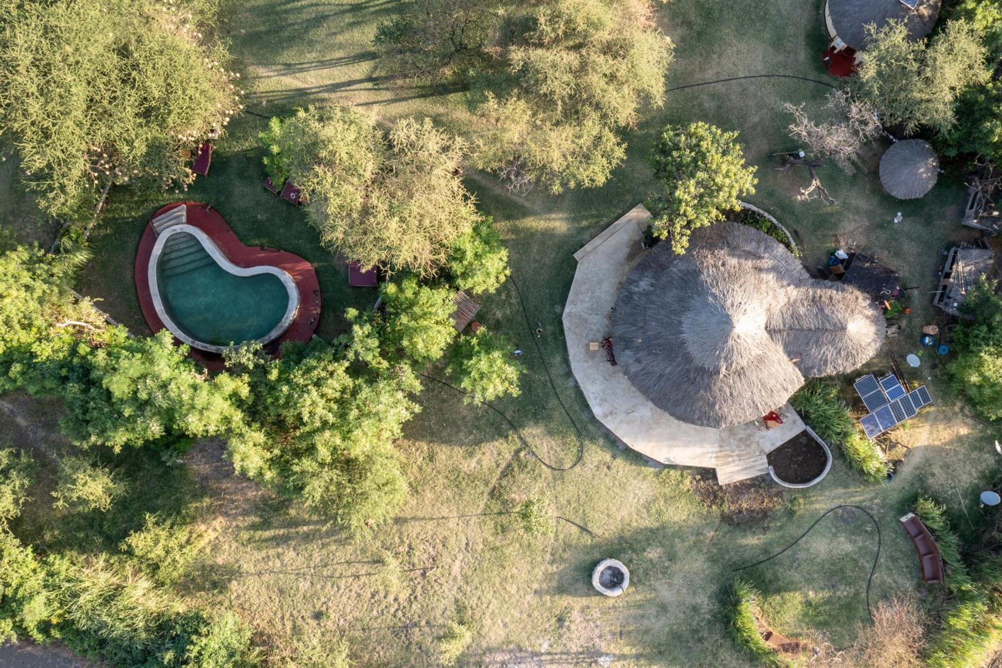 Mtowabaga Lake Natron Maasai Giraffe Eco Lodge And Camping מראה חיצוני תמונה