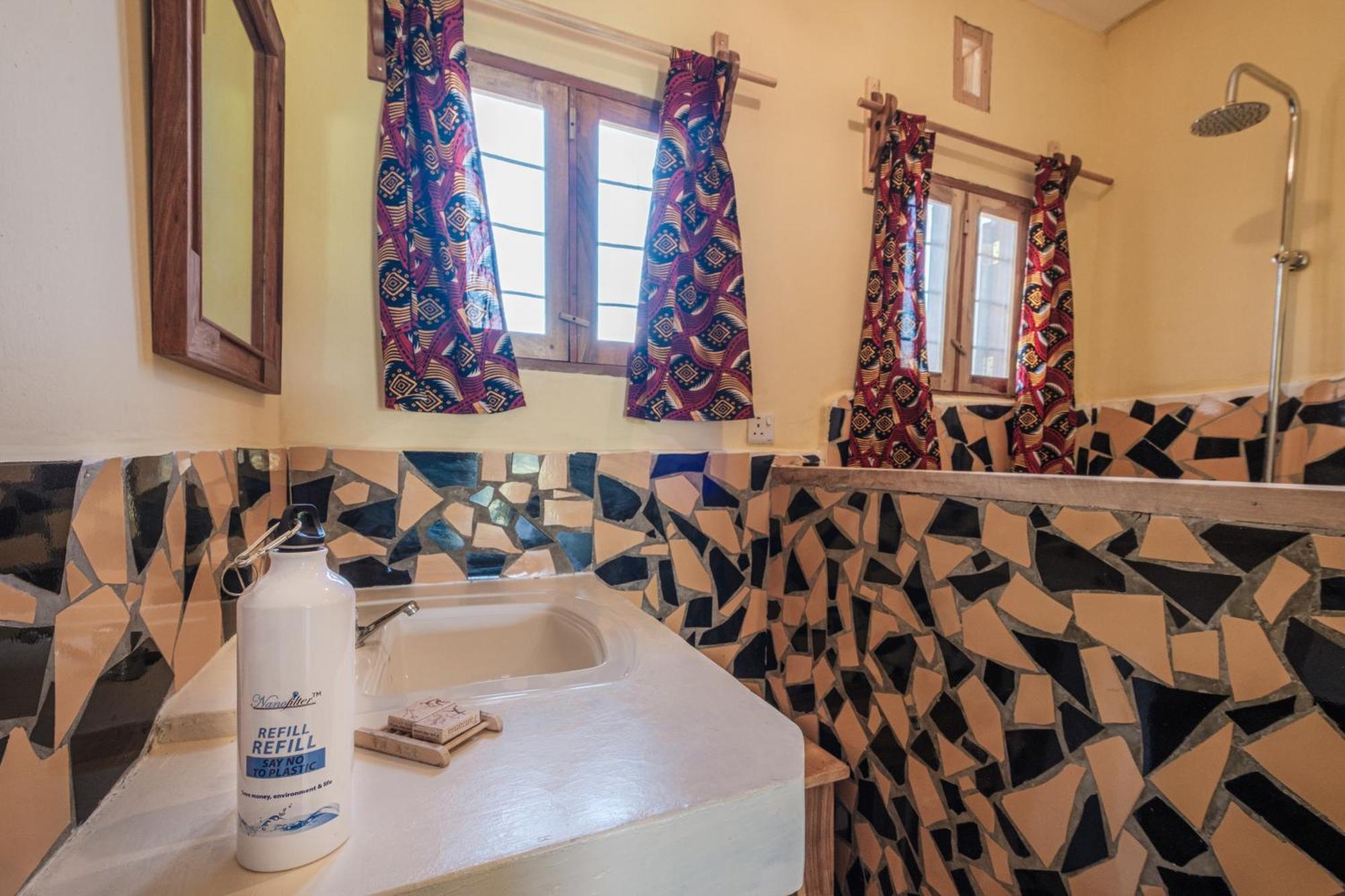 Mtowabaga Lake Natron Maasai Giraffe Eco Lodge And Camping מראה חיצוני תמונה