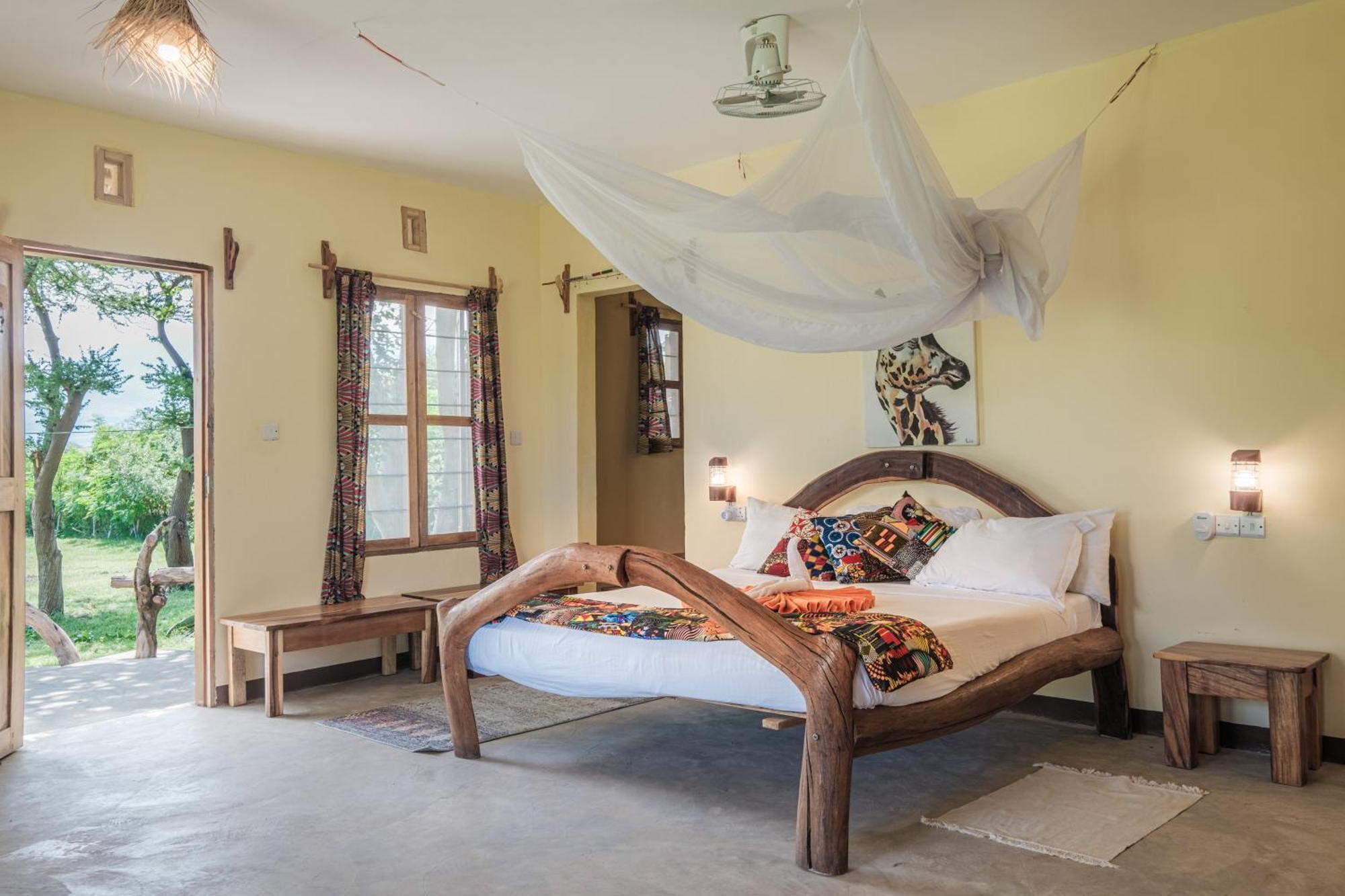 Mtowabaga Lake Natron Maasai Giraffe Eco Lodge And Camping מראה חיצוני תמונה